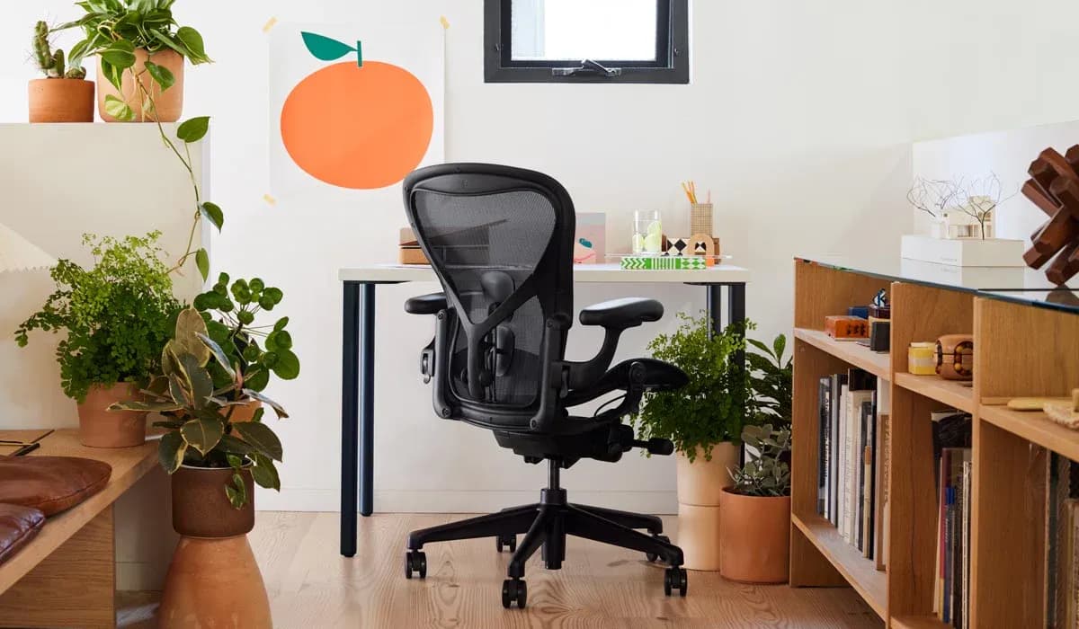 Herman Miller Aeron 2 (Remastered)